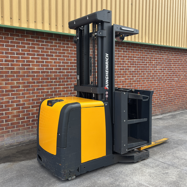 Jungheinrich EKS 210 Order Picker